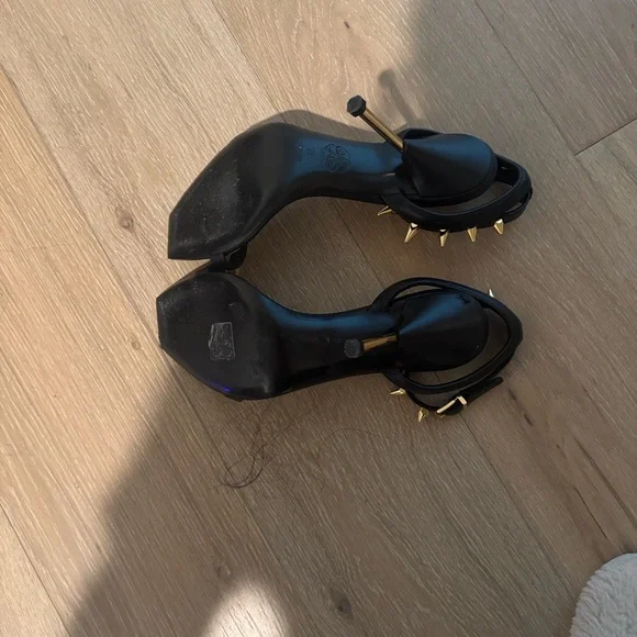 Alexander McQueen Black Heels with Gold Spikes